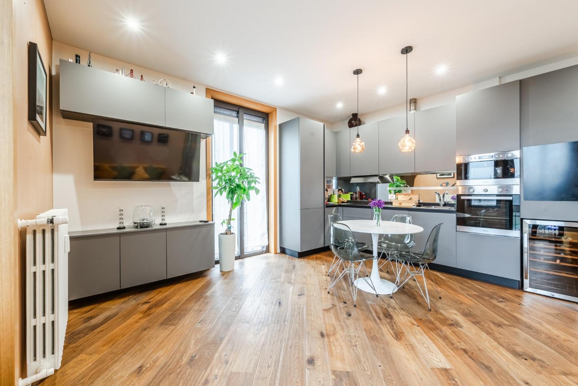 The Visionary Home - Navigli Area Milan Bagian luar foto